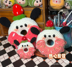 Crochet pattern Strawberry Pacha Dog Donut
