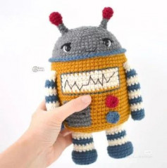 Goblin robot crochet pattern