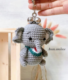 gray elephant keychain crochet pattern