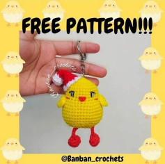 Instructions for crocheting duck keychains wearing Christmas hats