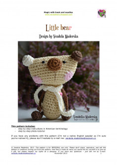 Little bear crochet pattern with a scarf