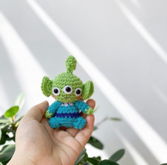 toy story alien crochet pattern