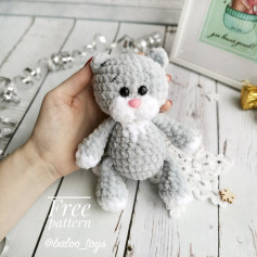 Crochet pattern for a gray bear with a white muzzle