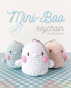 mini boo keychain crochet pattern