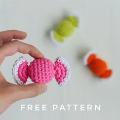Pink candy crochet pattern with white border