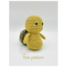 pom the turtle crochet pattern