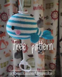 Whale keychain crochet pattern