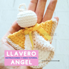 Patrón de llavero de ángel a crochet