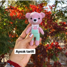 Tulum giyen pembe ayı için tığ işi modeli