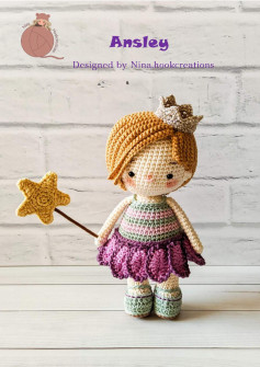 ansley doll, Crochet pattern of blonde doll wearing a heart-colored dress holding a star stick