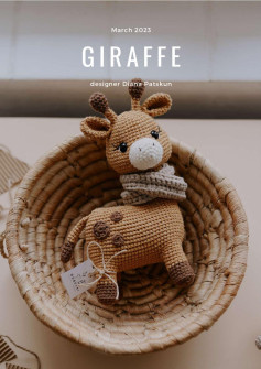 Crochet pattern for a giraffe wearing a scarf