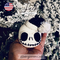 crochet pattern of skull wearing hat