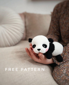 Sleeping panda bear crochet pattern