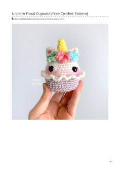 Unicorn Floral Cupcake (Free Crochet Pattern)
