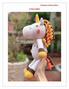 Crochet pattern for a unicorn horse with white and yellow horns