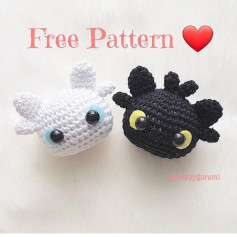 Free Pattern Light and Night FuryOur free pattern