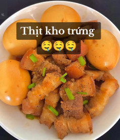 Làm món thịt kho trứng siêu dễ