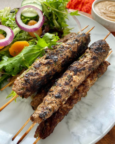 A very wise person once said “why have abs when you can have kebabs?” but these kebabs are so healthy you could have both! 😁