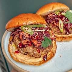 Asian Style Pork Burgers 🌶️