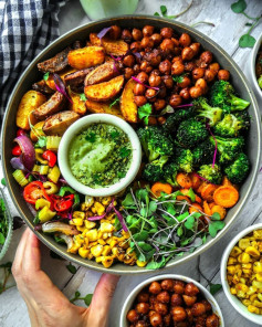 BUDDHA BOWL WITH MAPLE CHIPOTLE CHICKPEAS AND SCALLION DILL CASHEW CREAM