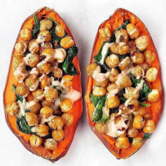 Chickpea Spinach Stuffed Sweet Potatoes 🍠 Recipe: ⠀