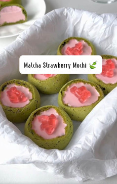 công thức làm bánh matcha strawberry mochi