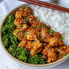 Crispy Sesame Cauliflower 🥡