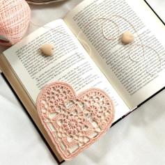 crochet heart bookmark pattern