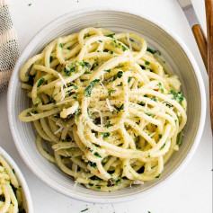 GARLIC BUTTER PASTA⁠