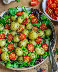 Herby Potato Salad 🥔🌿