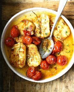 Hot honey braised cherry tomatoes with pan-fried halloumi