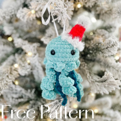 Jellyfish crochet pattern wearing Christmas hat