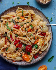 Lemony Chickpea & Roasted Tomatoes Pasta 🍝