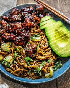 Love noodle stir-fries? Then you will love this Sweet & Sour Tofu with Soba Stir Fry & Avocado