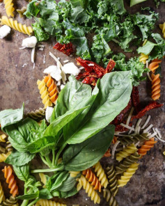 Mediterranean Pasta & Kale Salad with Garlic Basil Dressing: