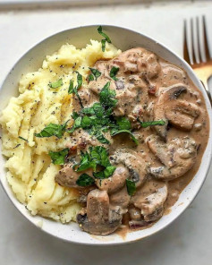 Mushroom Stroganoff with fluffy mashed potato