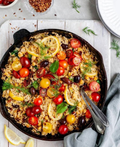 One-Skillet Baked Greek Lemon Chickpeas and Rice