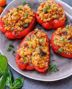 Peppers Stuffed with Sundried Tomato and Mushroom Risotto⠀