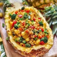 Pineapple Fried Rice 🍍