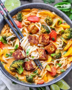 Red Curry Noodle Soup with optional (but recommended) pan-fried tofu!