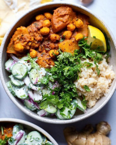 SAUCY CURRY POTATOES AND CHICKPEAS