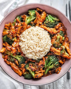 Saucy Soy Curls With Broccoli and Brown Rice