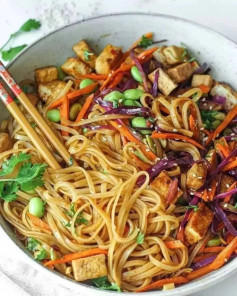 Saucy Stir Fry Noodles 🍜