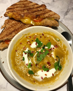 SPICY PARSNIP & CHICKPEA SOUP 💚