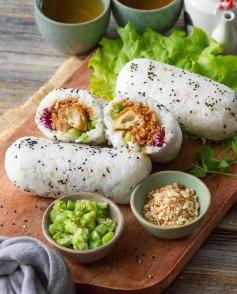 Stuffed rice rolls😋