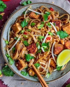 Super Simple Vegan Pad Thai🌱