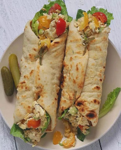 Tzatziki Ch’kn Salad Wraps