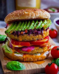 Vegan monster burger💚