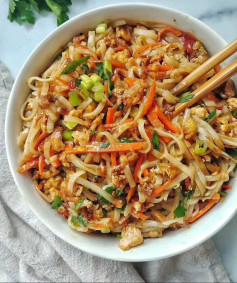 Veggie Noodle Stir Fry🍜🌿🍃