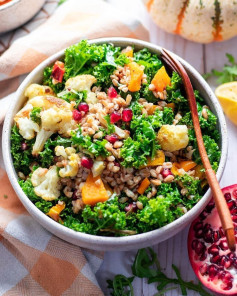 WINTER KALE AND FARRO SALAD